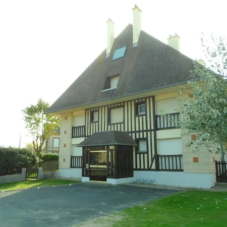 Apartment Confortable 2p Proche Avec Parking Et Internet A - Fr-1-487-302 Cabourg