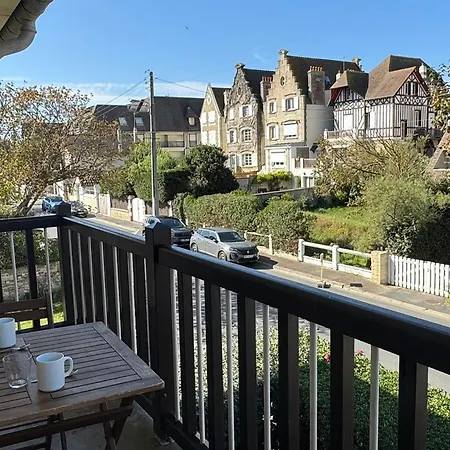 Confortable 2p Proche Avec Parking Et Internet à - Fr-1-487-302 * Cabourg